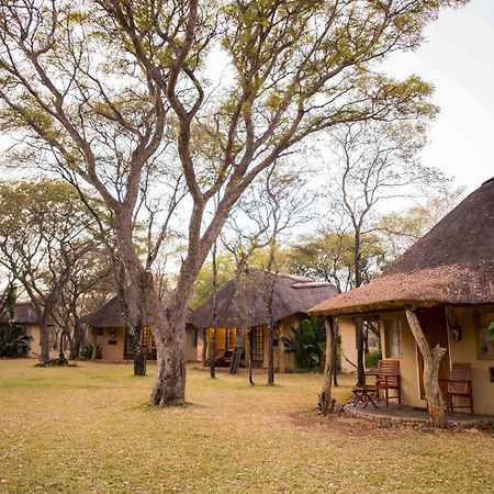 Mziki Safari Lodge Vaaldam エクステリア 写真
